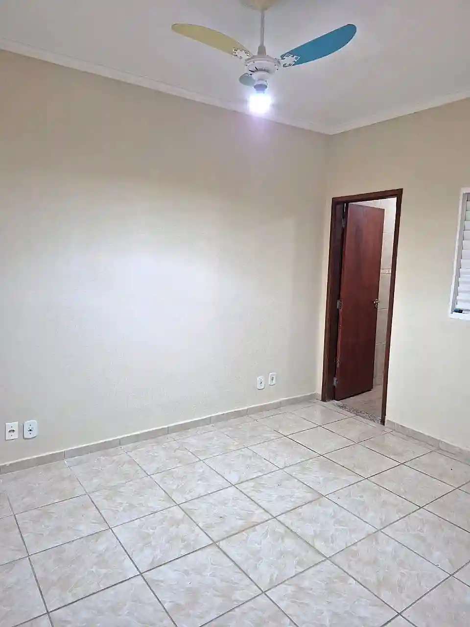 Casa com 2 quartos à venda, 200m² — foto 5 de 13