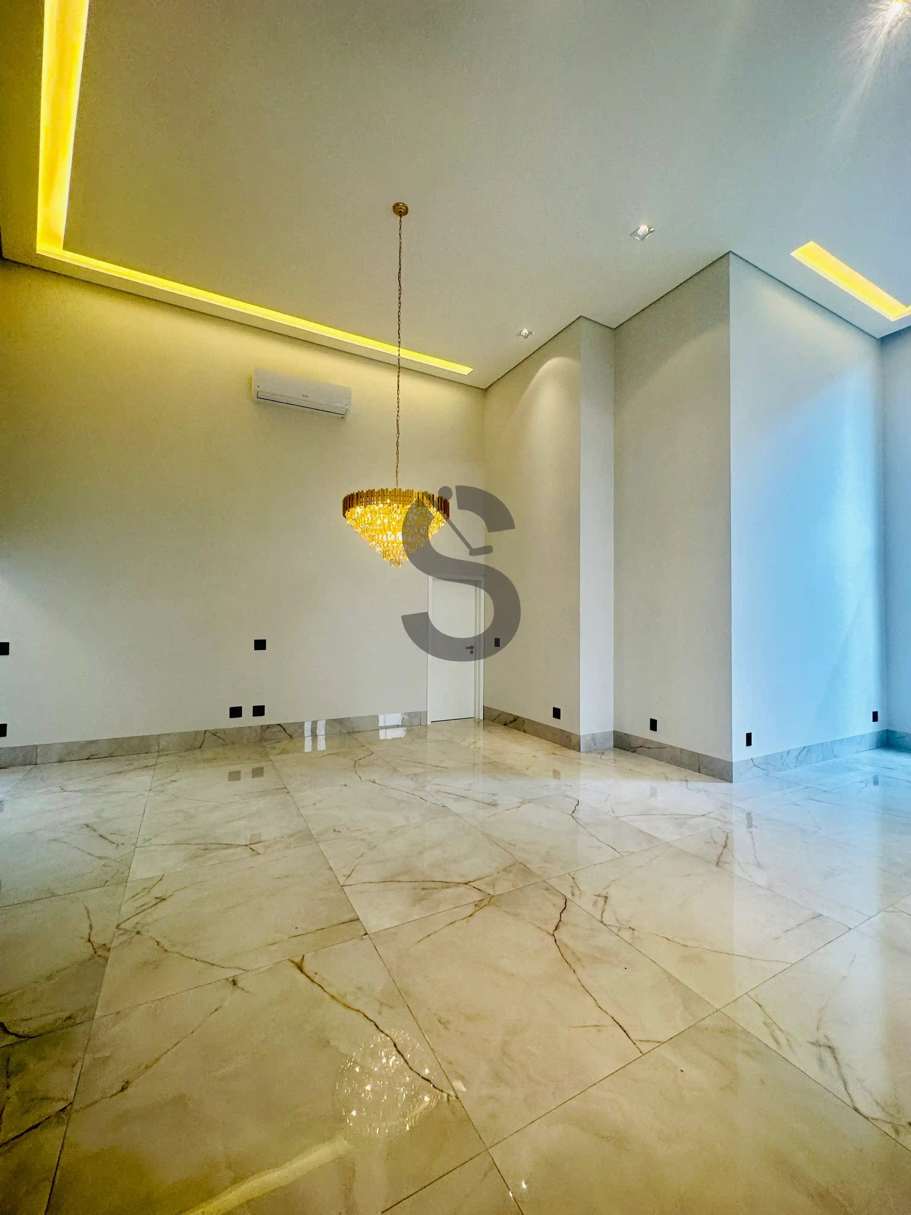 Casa de Condomínio com 4 quartos à venda, 320m² — foto 3 de 21