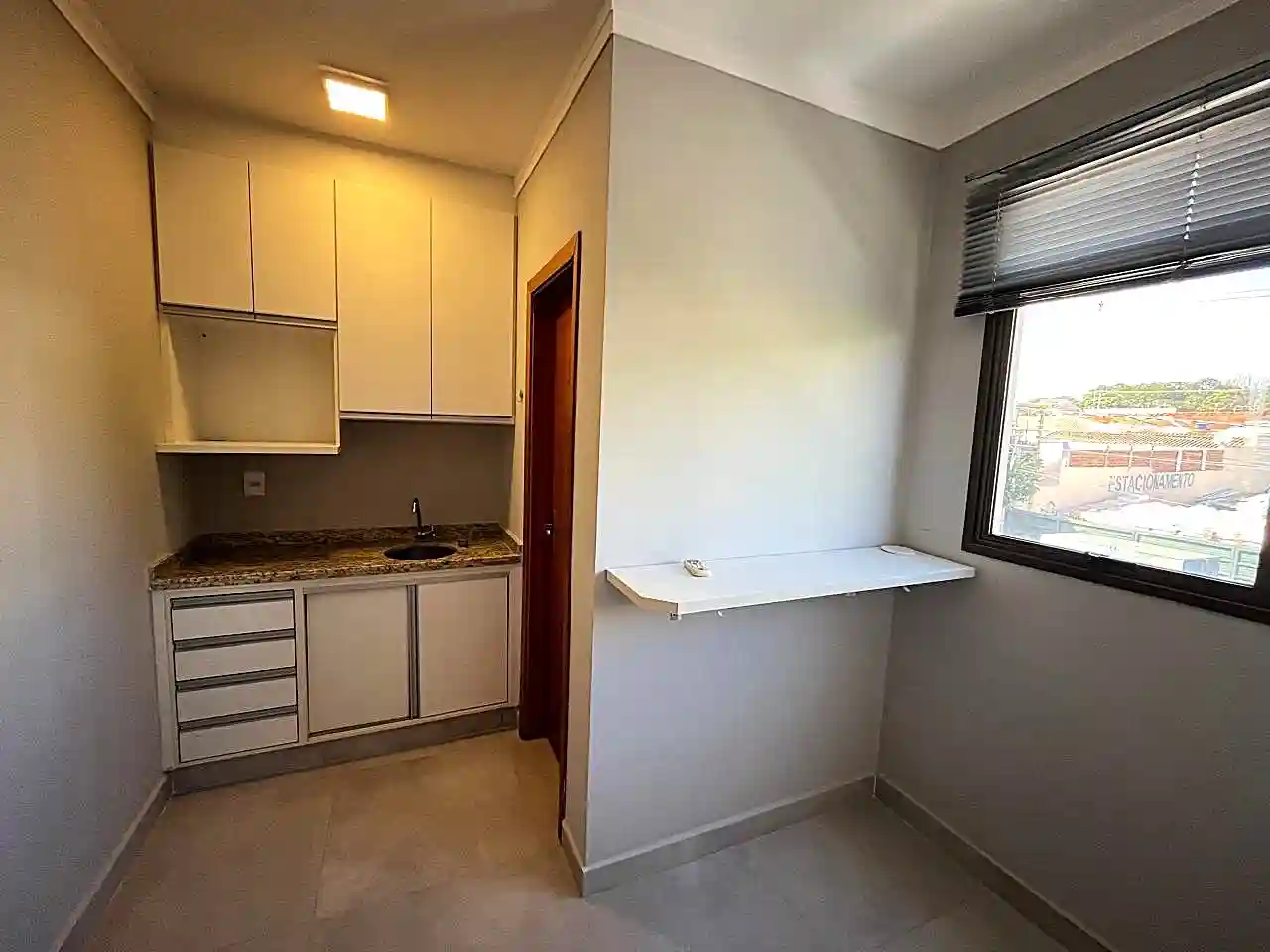 Conjunto Comercial / Sala  para aluguel, 34m² — foto 7 de 8