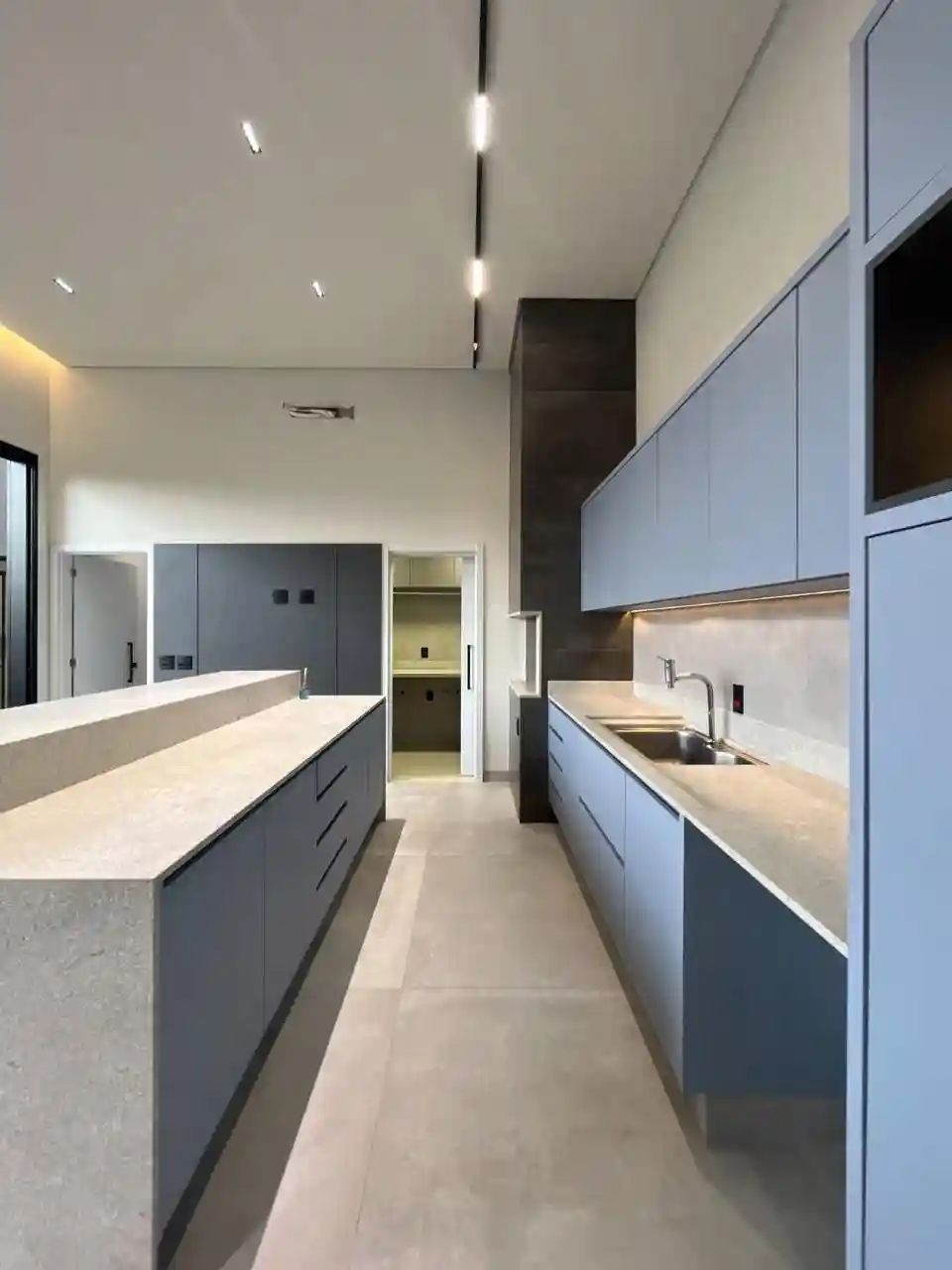 Casa de Condomínio com 3 quartos à venda, 223m² — foto 5 de 23