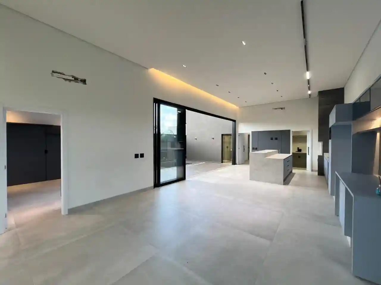 Casa de Condomínio com 3 quartos à venda, 223m² — foto 10 de 23