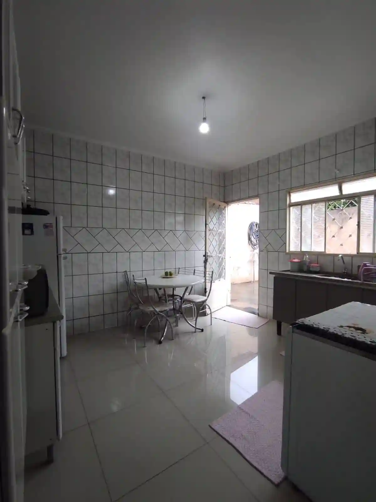 Casa com 2 quartos à venda, 300m² — foto 12 de 15