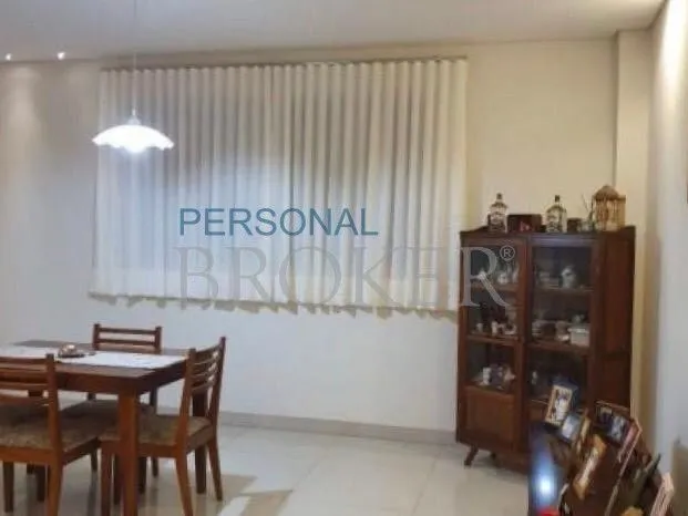 Casa de Condomínio com 5 quartos à venda, 400m² — foto 1 de 6