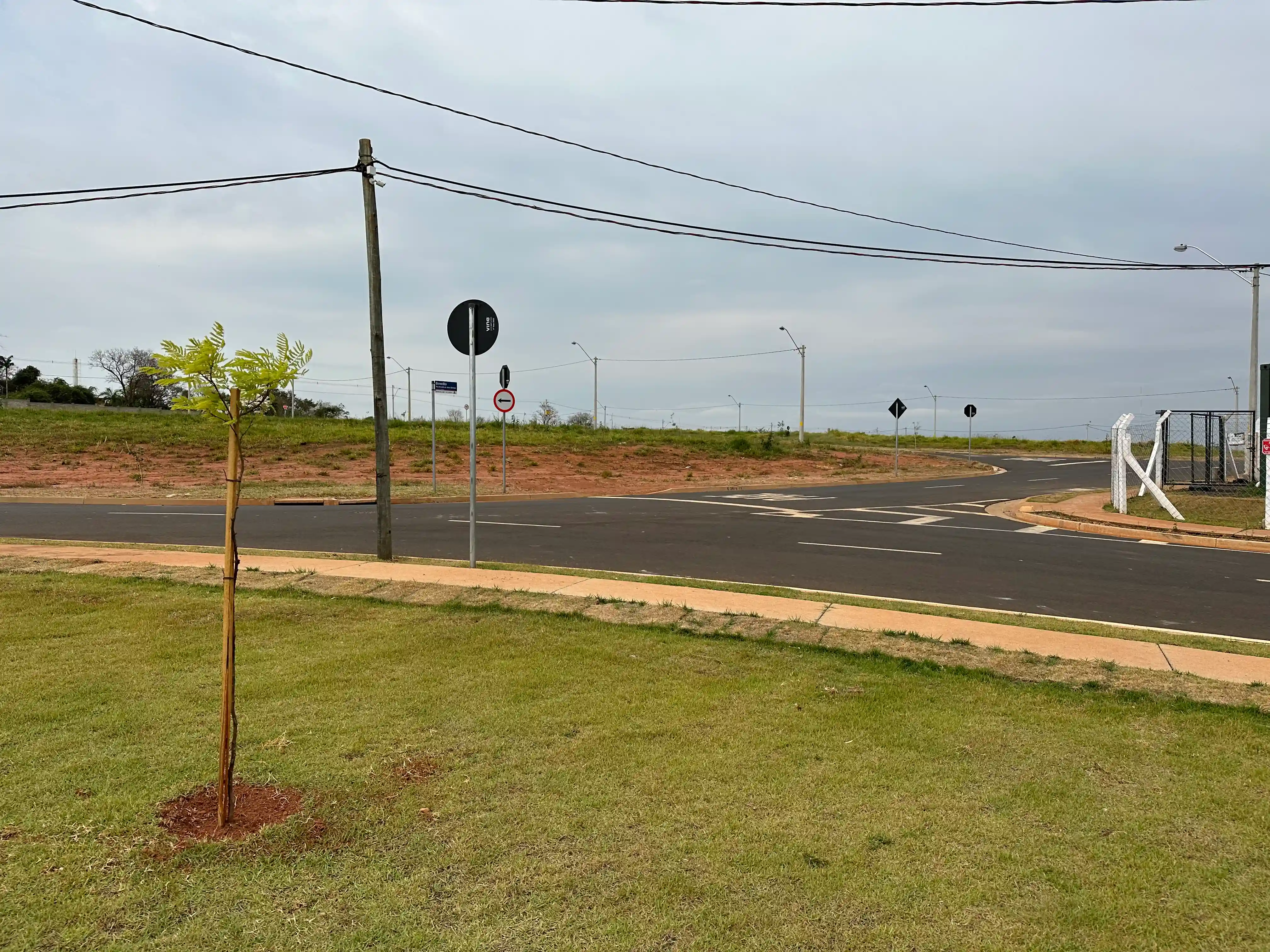 Terreno / Lote / Condomínio  à venda, 291m² — foto 5 de 10