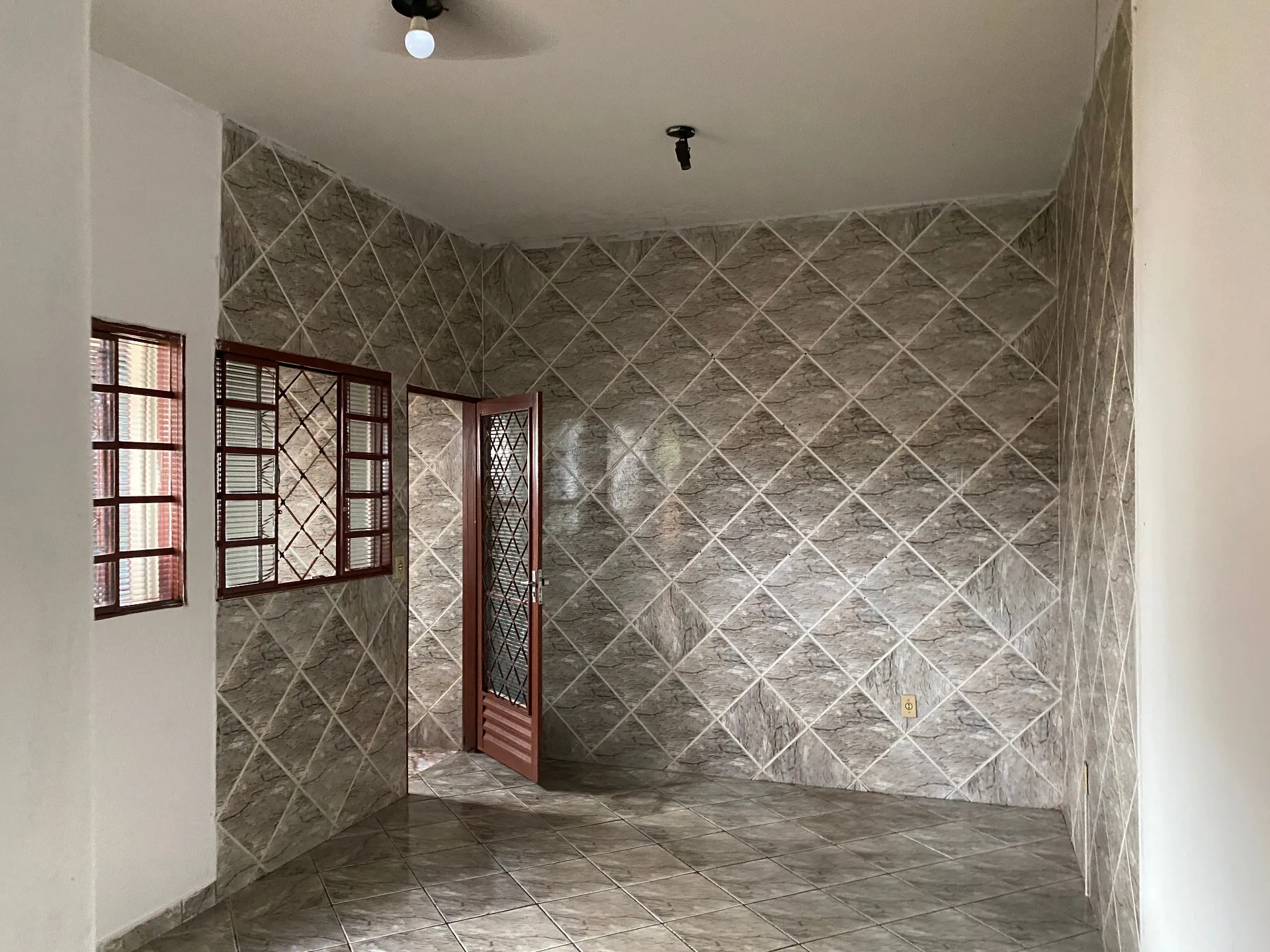 Casa com 1 quarto para aluguel, 50m² — foto 17 de 18