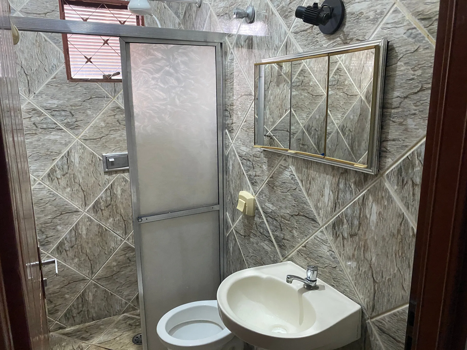 Casa com 1 quarto para aluguel, 50m² — foto 15 de 18