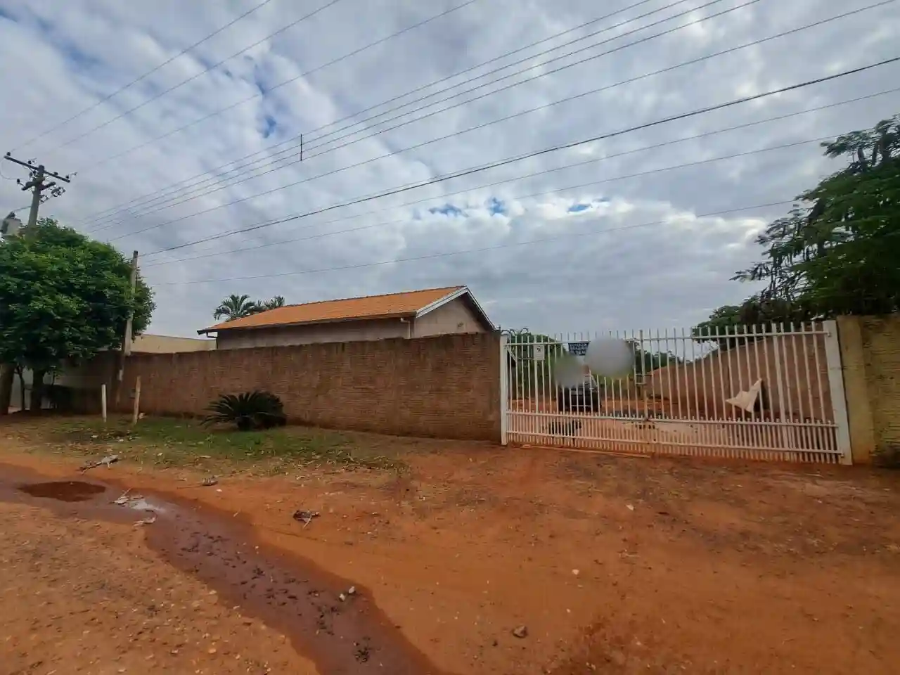 Fazenda / Sítio / Chácara com 2 quartos à venda, 1000m² — foto 1 de 18