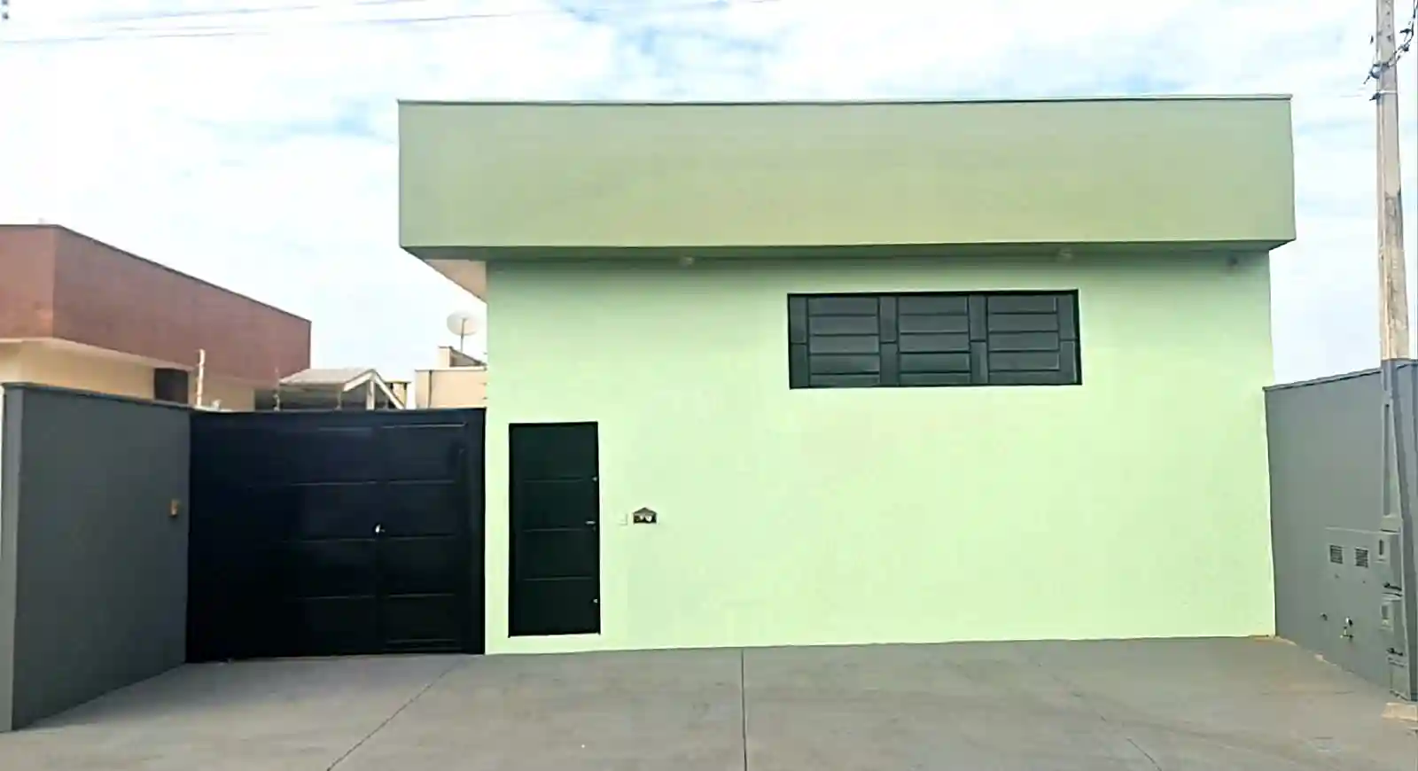 Imóvel Comercial com 2 quartos à venda, 153m² — foto 1 de 19