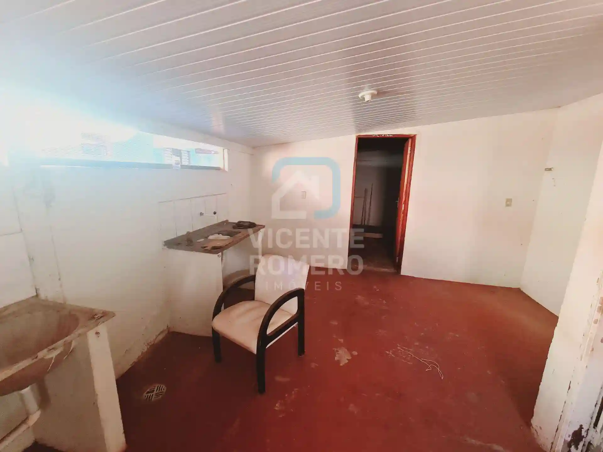 Casa com 4 quartos à venda, 285m² — foto 18 de 29