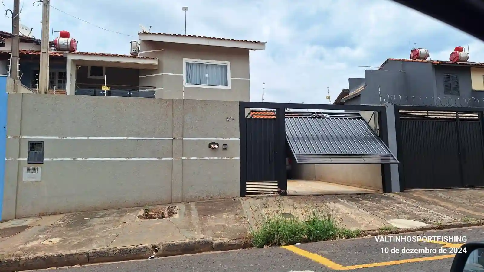 Sobrado com 3 quartos à venda, 200m² — foto 2 de 16