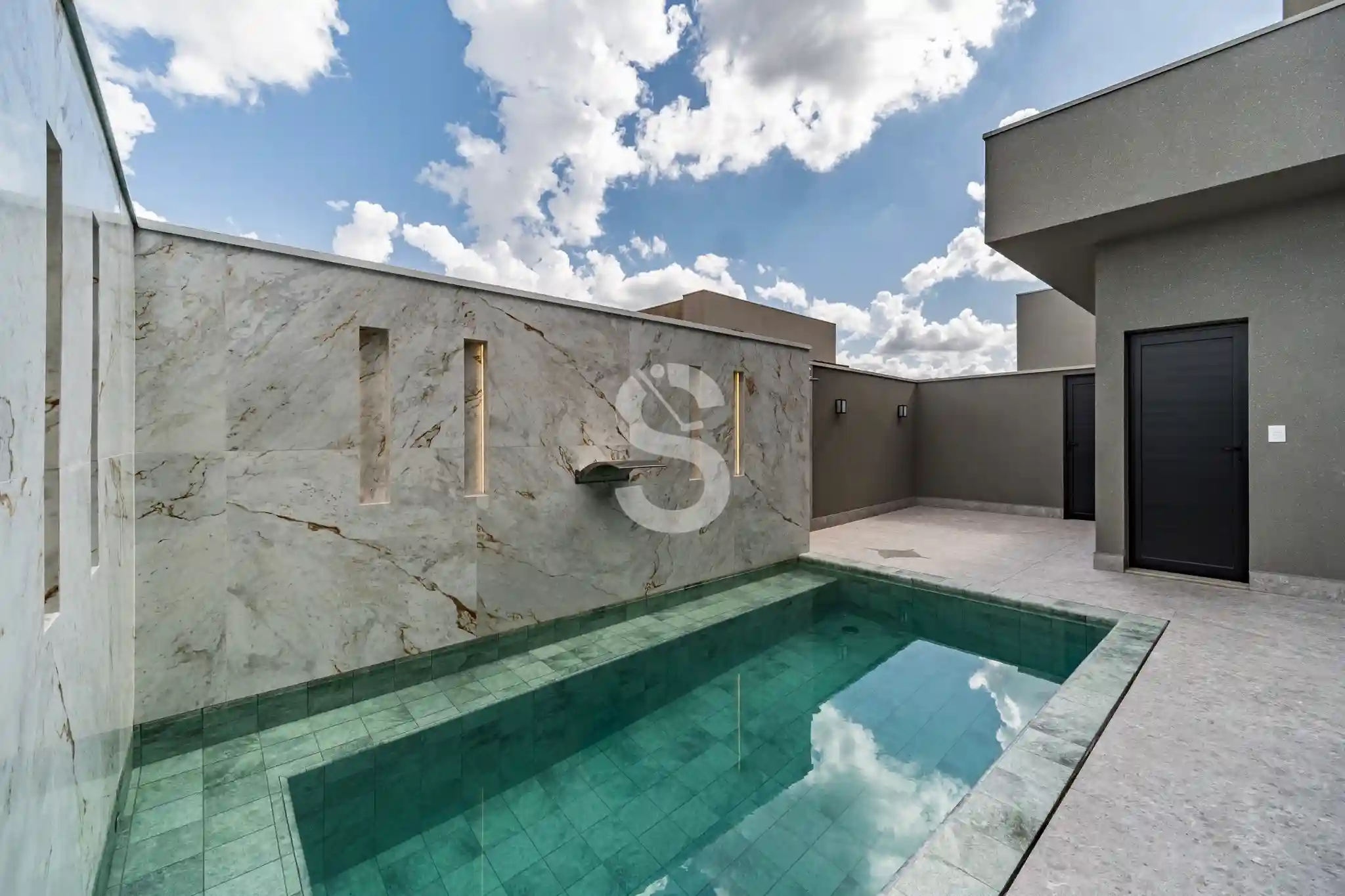 Casa de Condomínio com 4 quartos à venda, 280m² — foto 24 de 34
