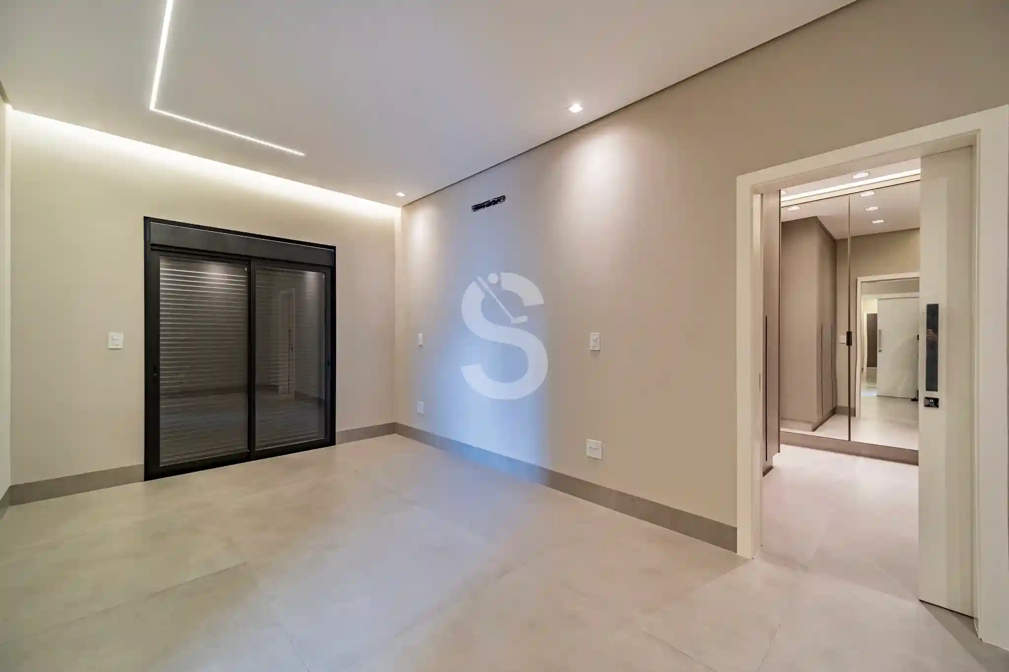 Casa de Condomínio com 4 quartos à venda, 280m² — foto 8 de 34