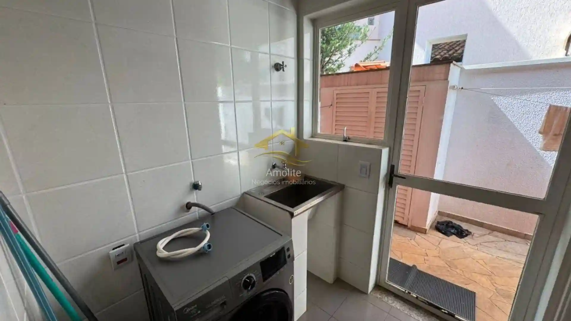 Casa de Condomínio com 3 quartos à venda, 330m² — foto 29 de 31