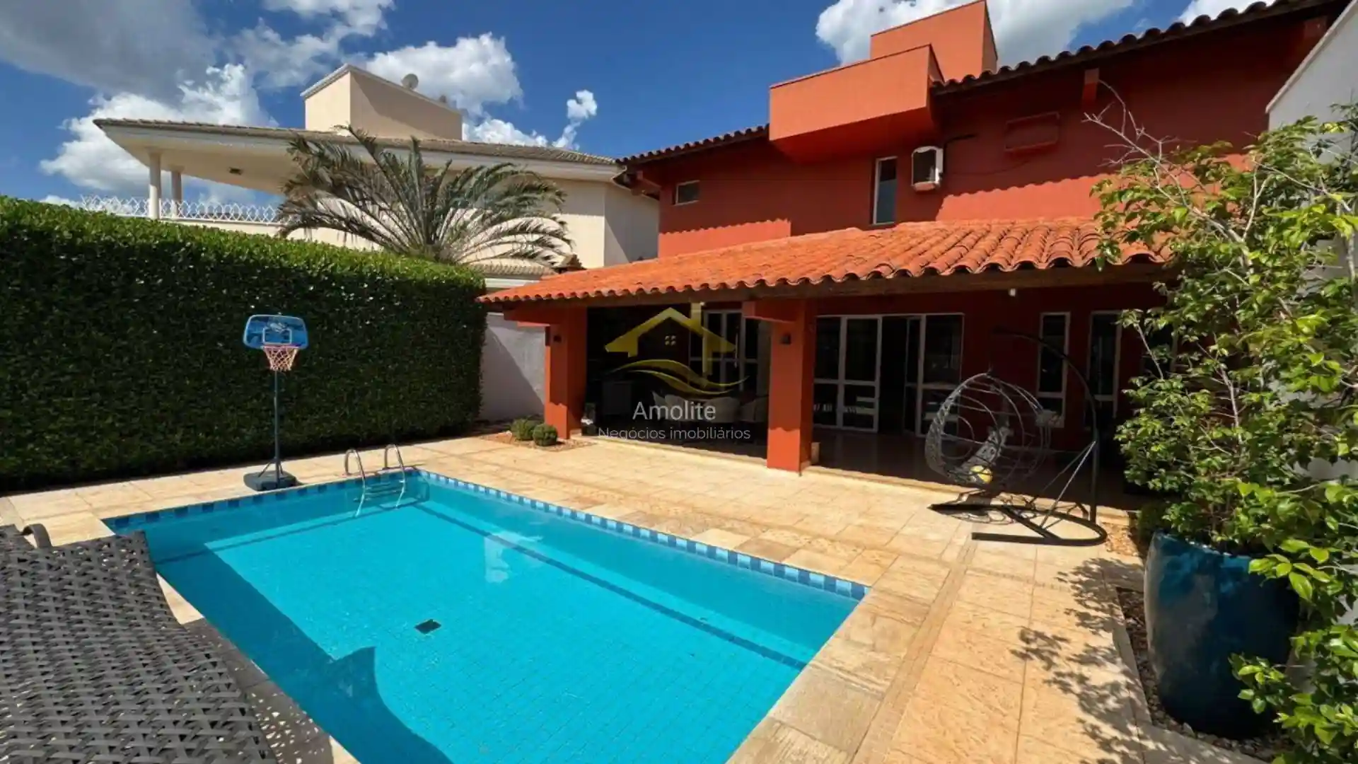 Casa de Condomínio com 3 quartos à venda, 330m² — foto 5 de 31