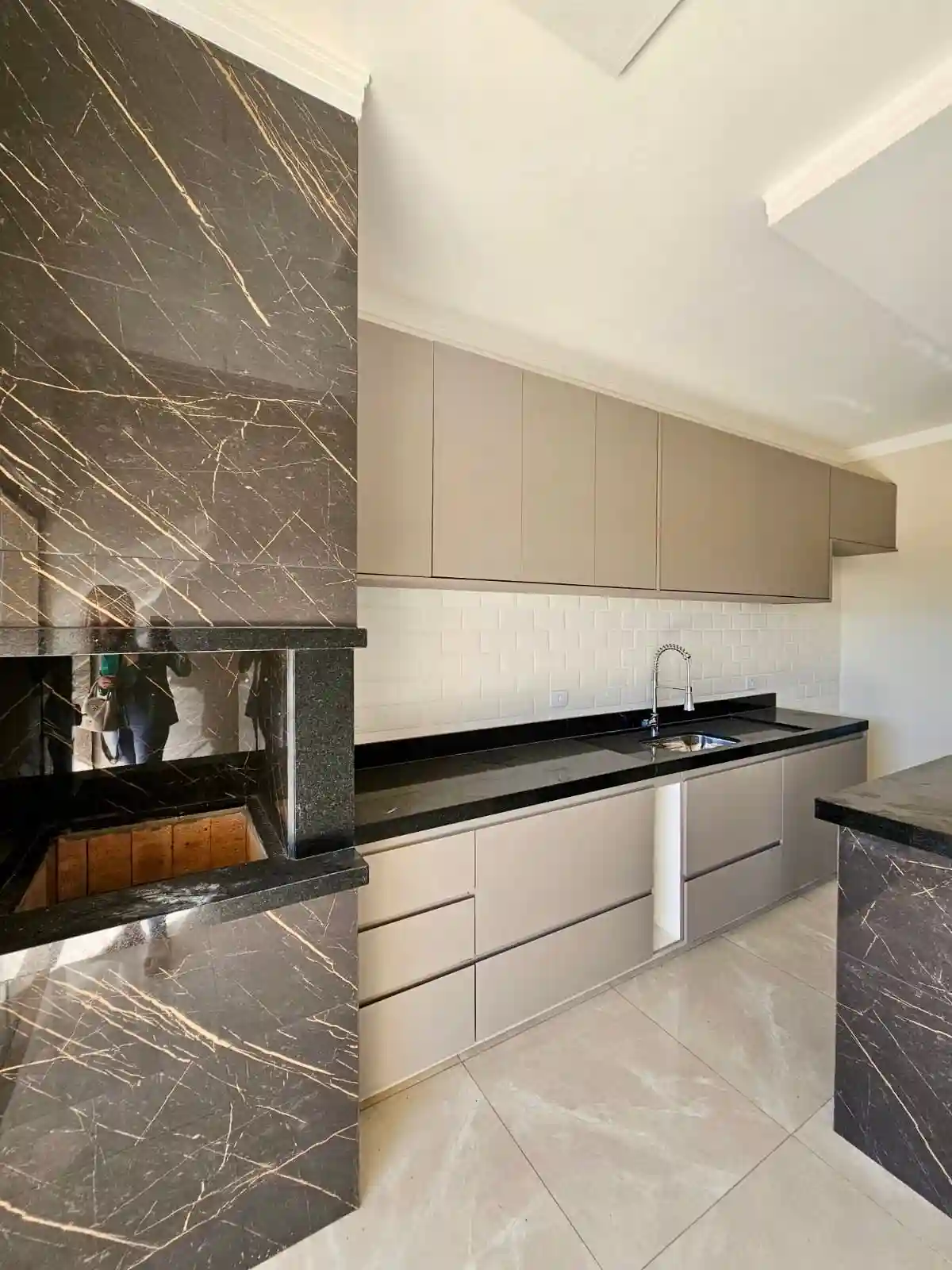 Casa de Condomínio com 3 quartos à venda, 253m² — foto 12 de 25
