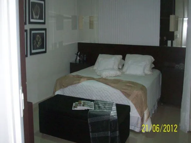 Casa de Condomínio à venda — foto 2 de 2