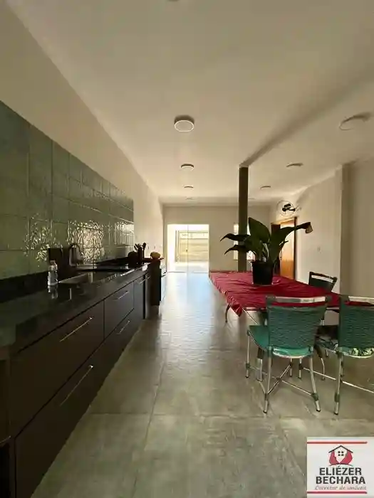 Casa com 3 quartos à venda, 120m² — foto 4 de 14