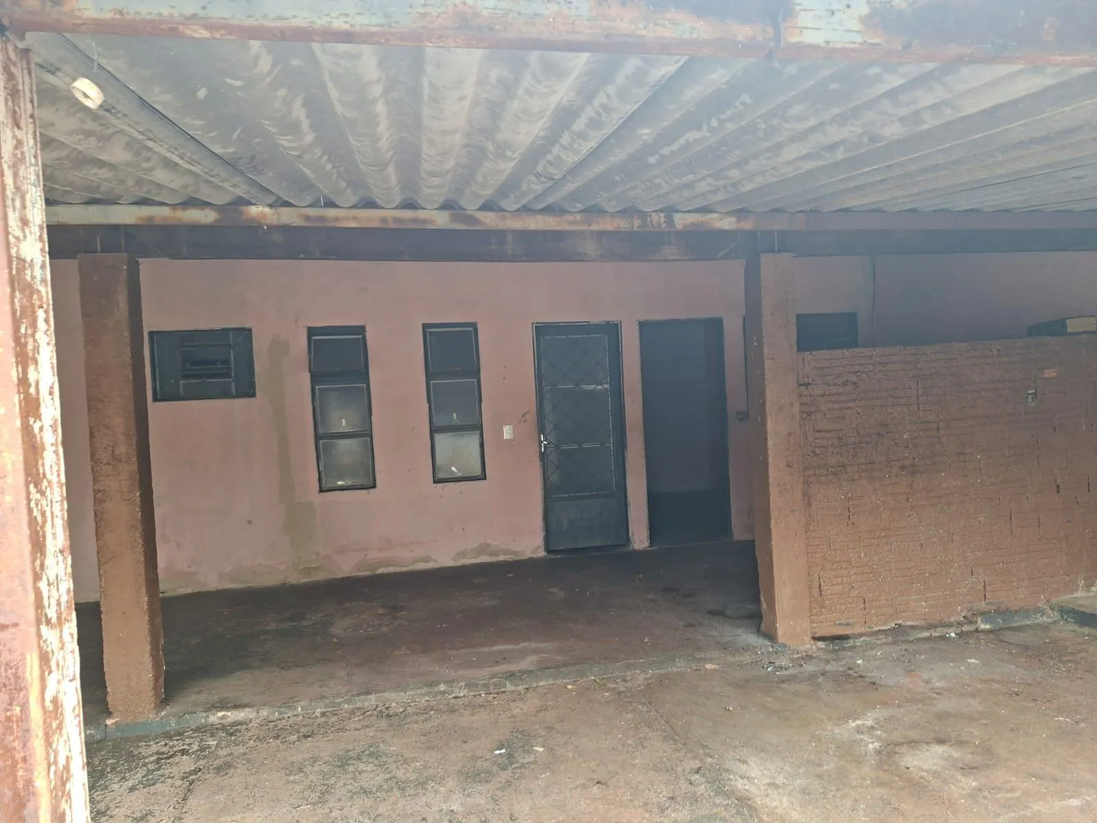Casa com 1 quarto à venda, 200m² — foto 3 de 20