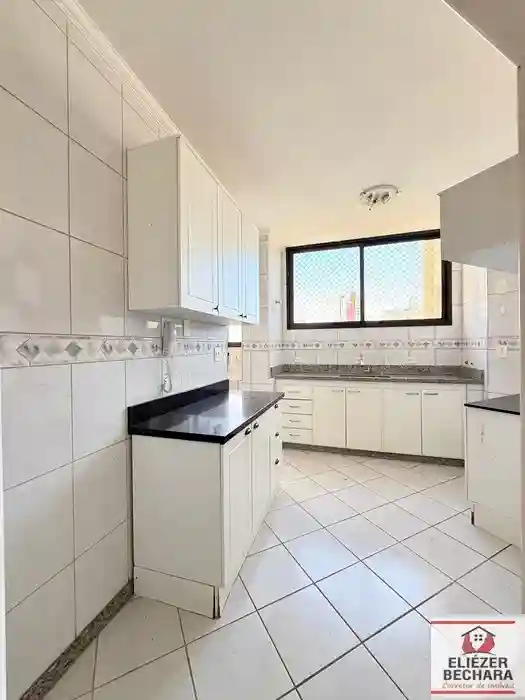 Apartamento com 3 quartos à venda, 144m² — foto 13 de 27