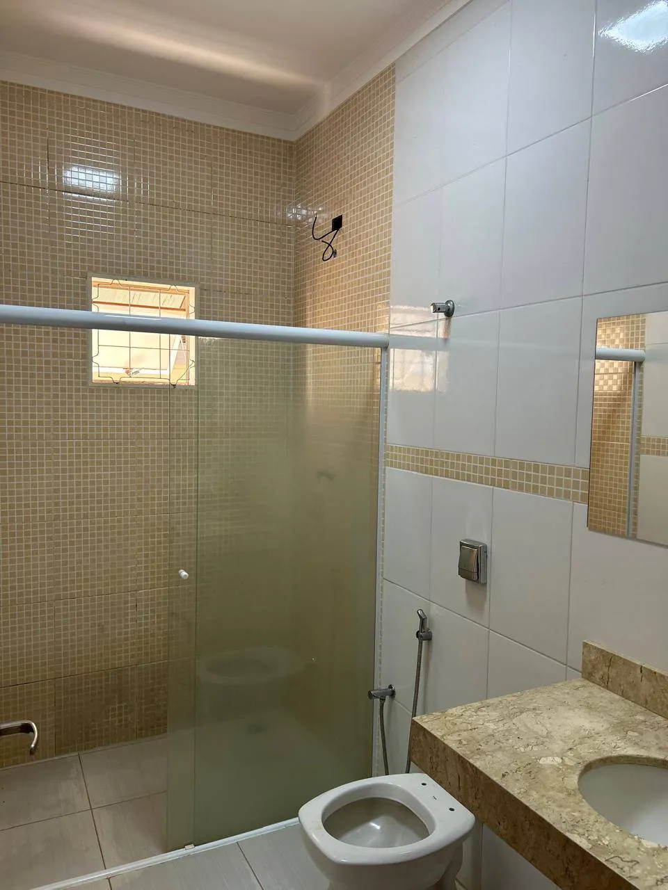 Casa com 2 quartos para aluguel, 200m² — foto 9 de 16
