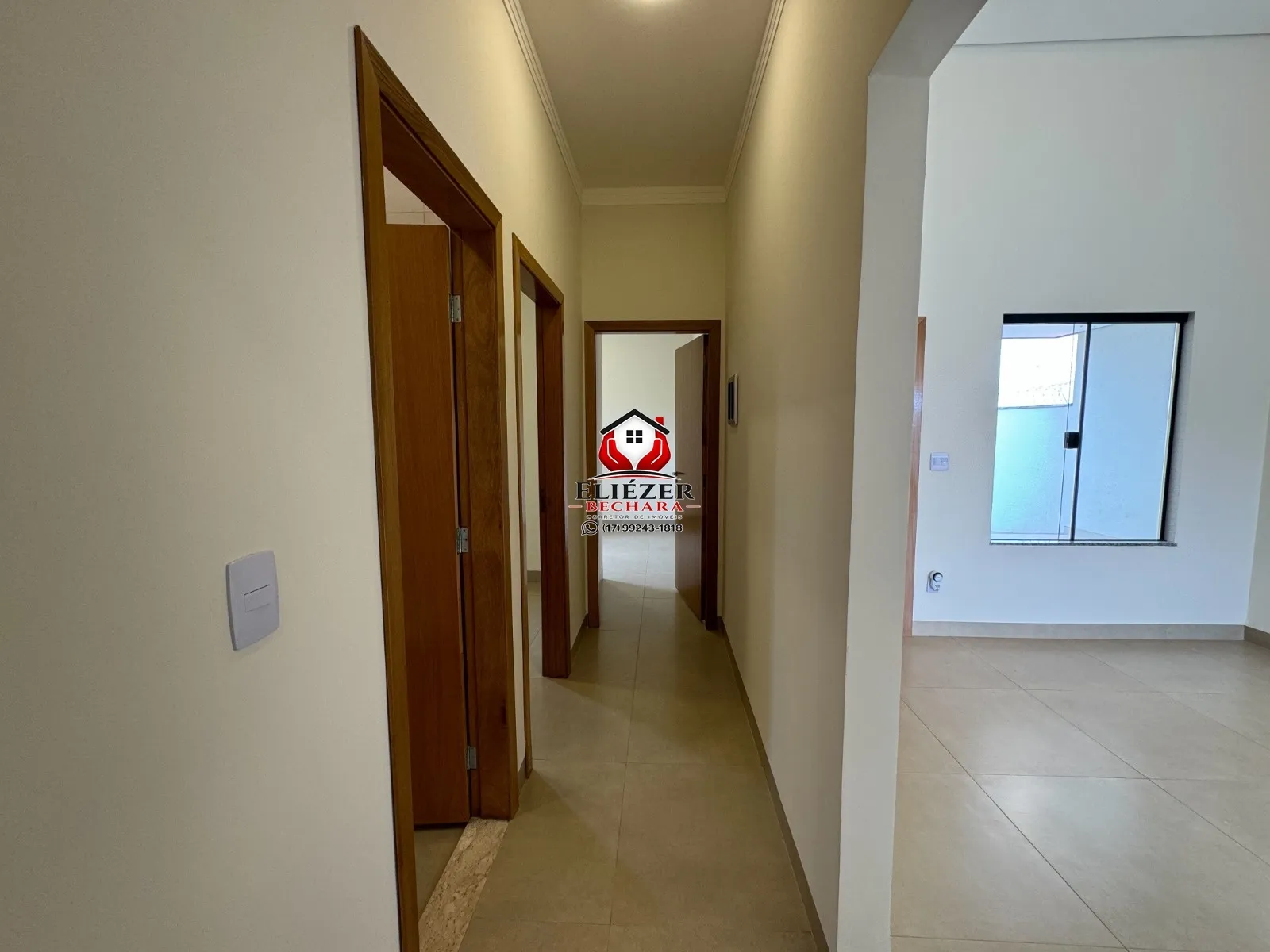 Casa com 3 quartos à venda, 100m² — foto 2 de 19