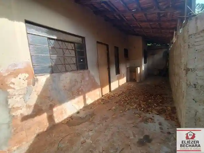 Casa com 3 quartos à venda, 120m² — foto 2 de 30