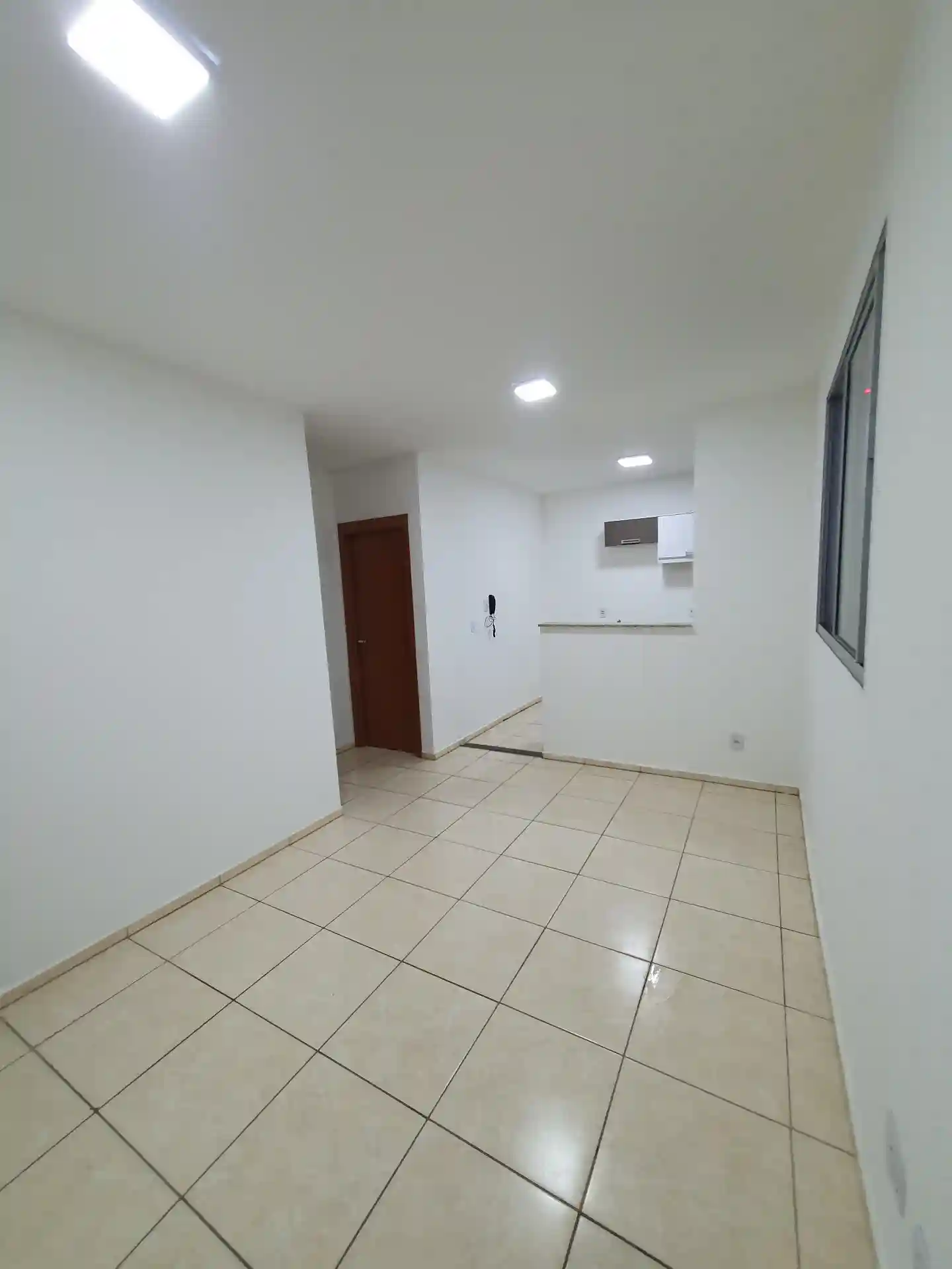 Apartamento com 2 quartos à venda, 42m² — foto 1 de 10