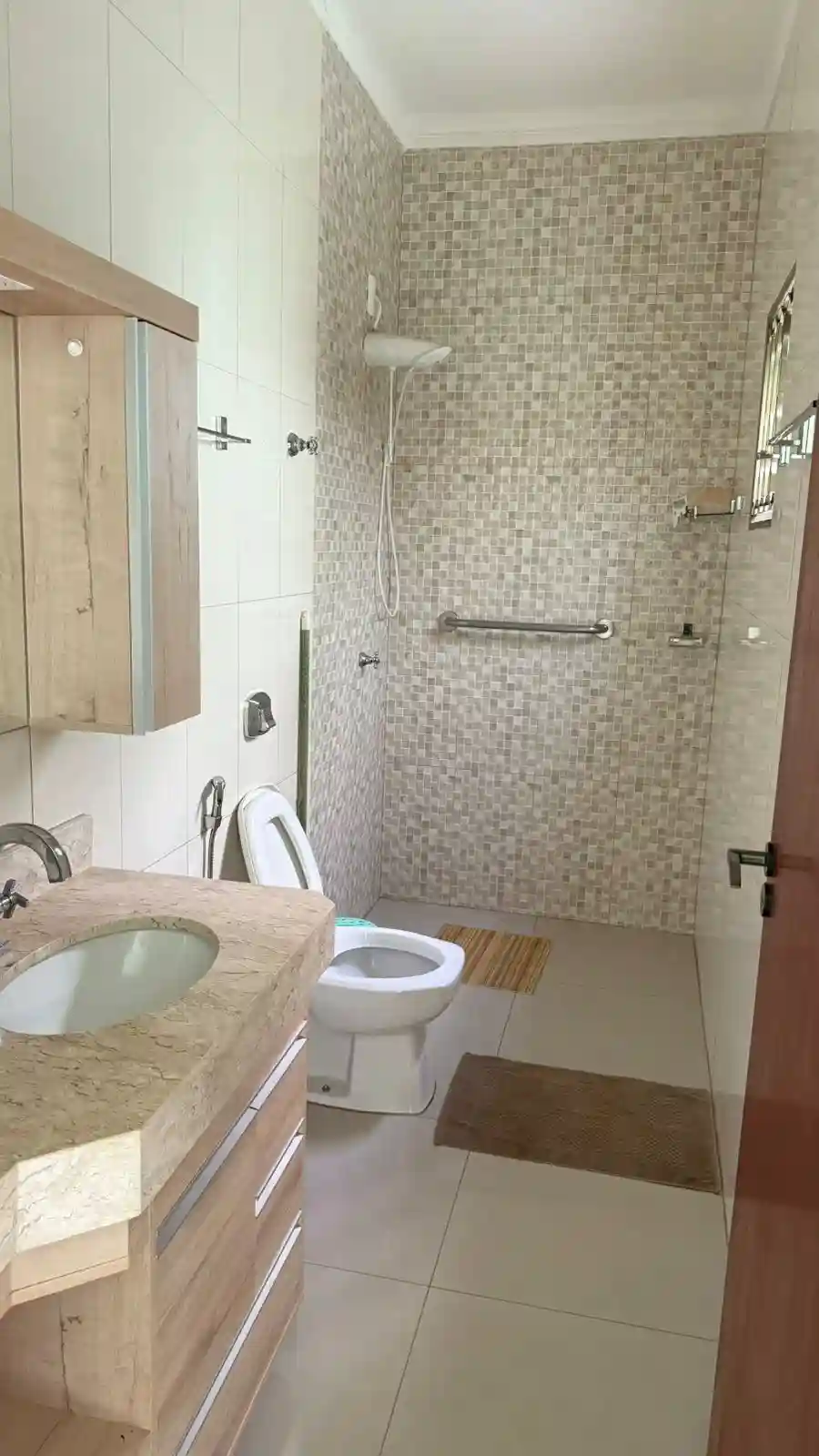 Casa com 3 quartos à venda, 150m² — foto 16 de 27