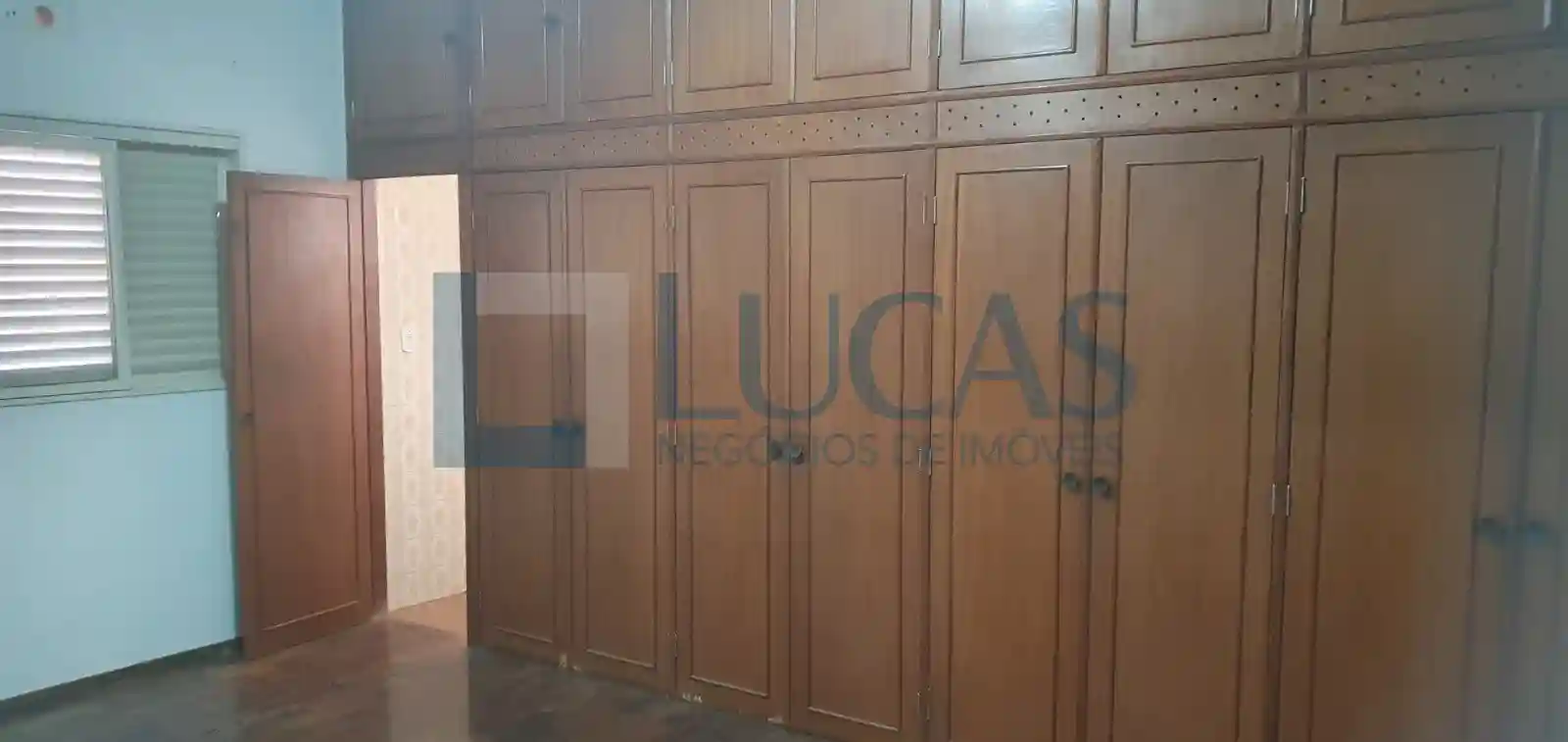 Casa com 3 quartos à venda, 280m² — foto 12 de 20
