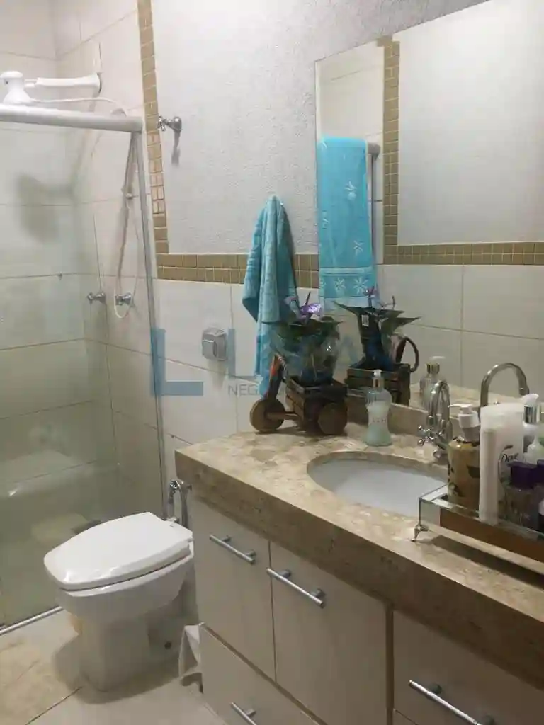 Casa à venda — foto 5 de 17