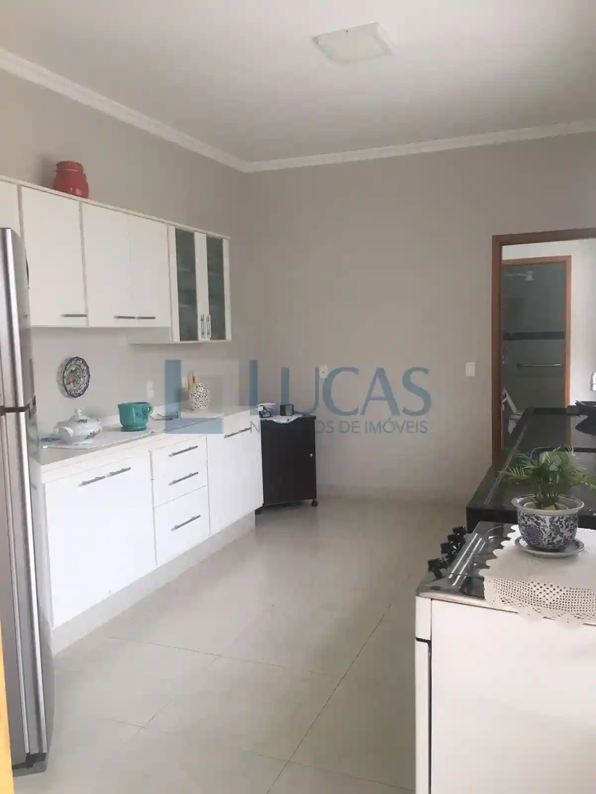 Casa à venda — foto 9 de 17