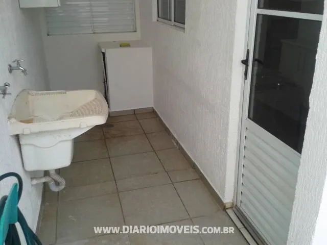 Casa de Condomínio à venda — foto 1 de 6