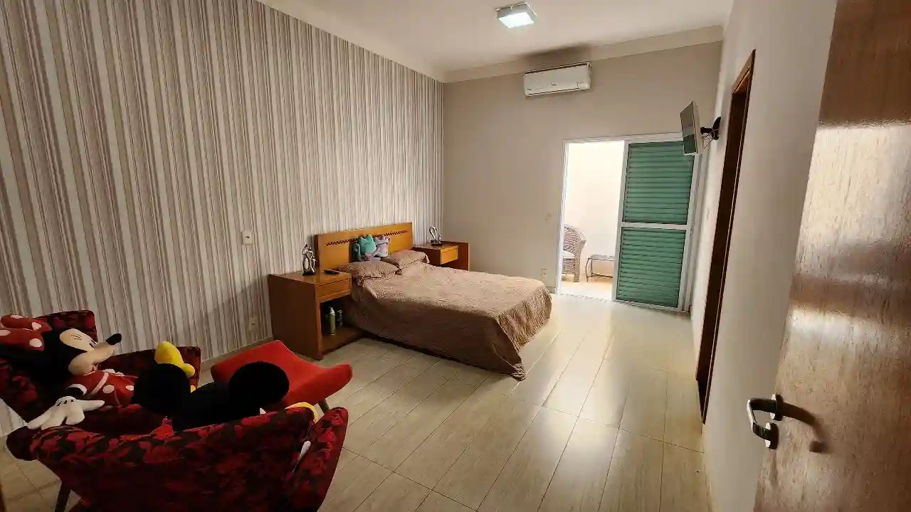 Casa de Condomínio com 3 quartos à venda, 560m² — foto 11 de 27