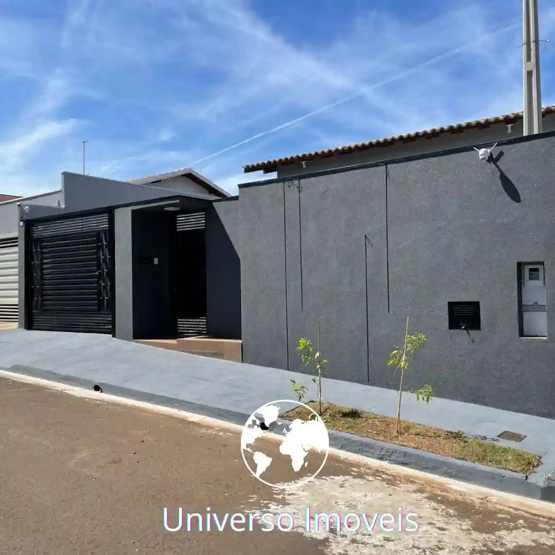 Casa com 3 quartos à venda, 77m² — foto 2 de 7