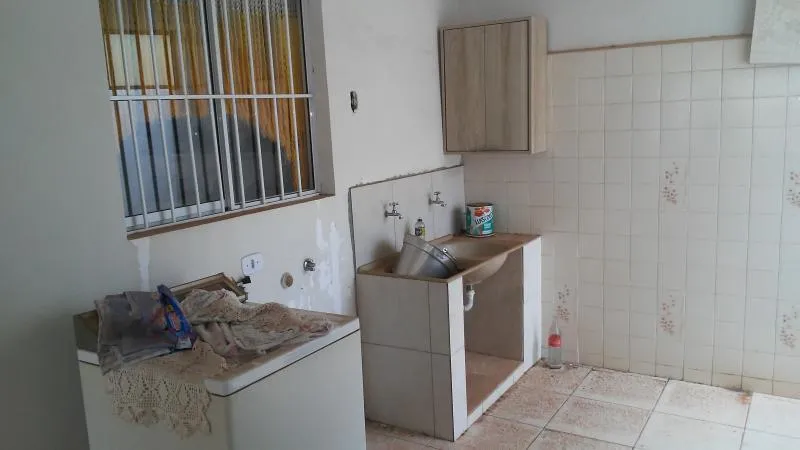 Casa à venda — foto 2 de 4