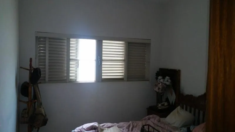 Casa à venda — foto 4 de 4