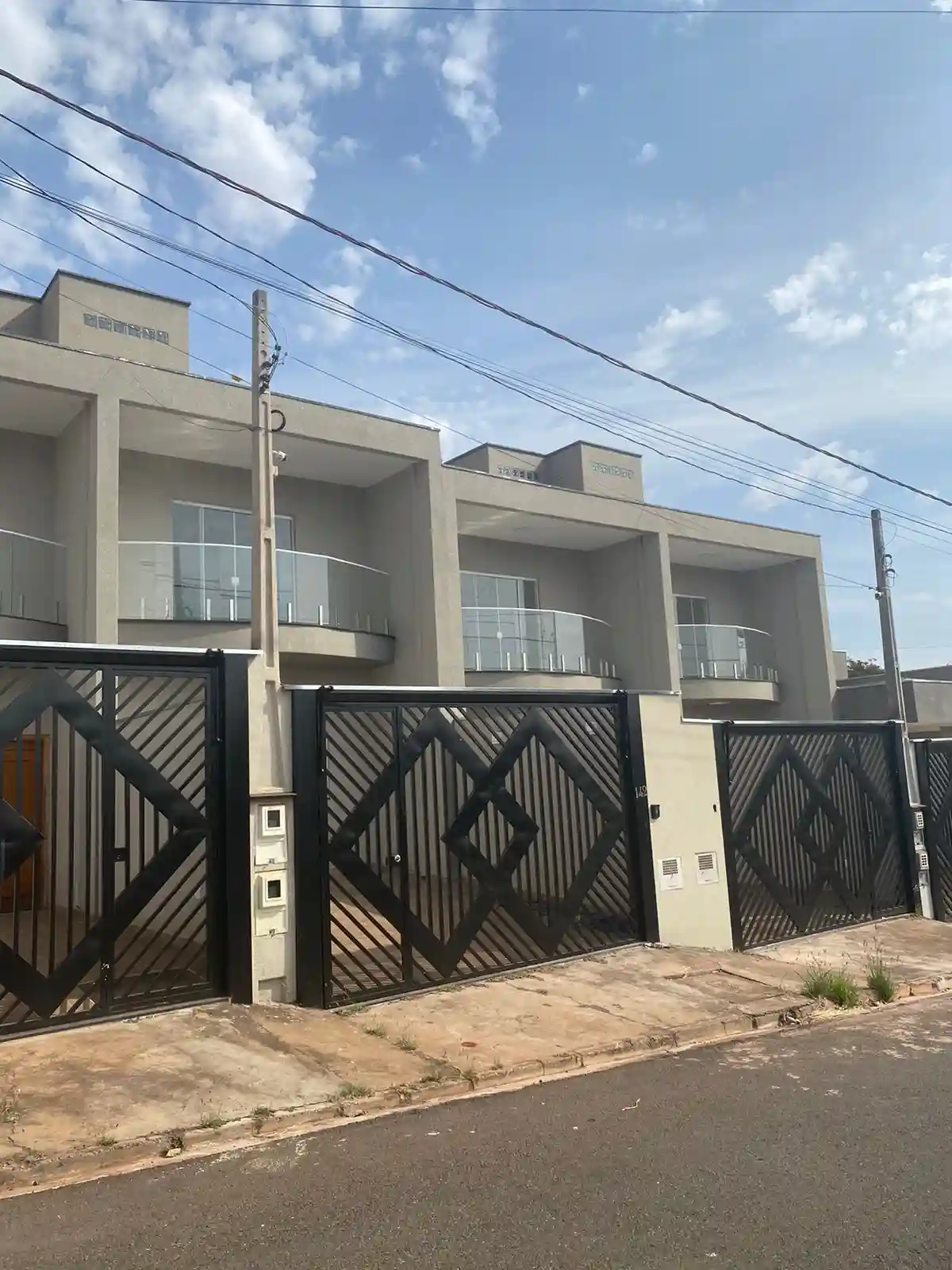 Sobrado com 2 quartos para aluguel, 100m² — foto 1 de 6