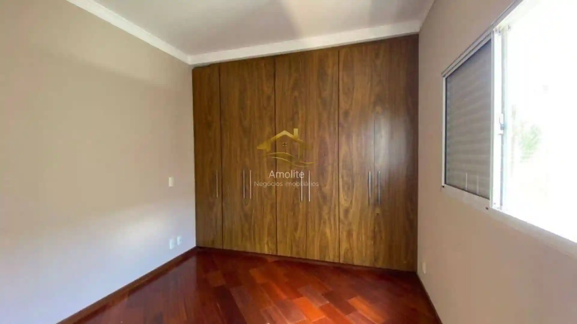 Casa de Condomínio com 3 quartos à venda, 340m² — foto 17 de 23
