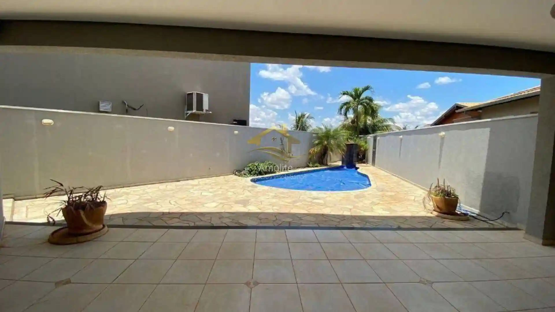 Casa de Condomínio com 3 quartos à venda, 340m² — foto 12 de 23