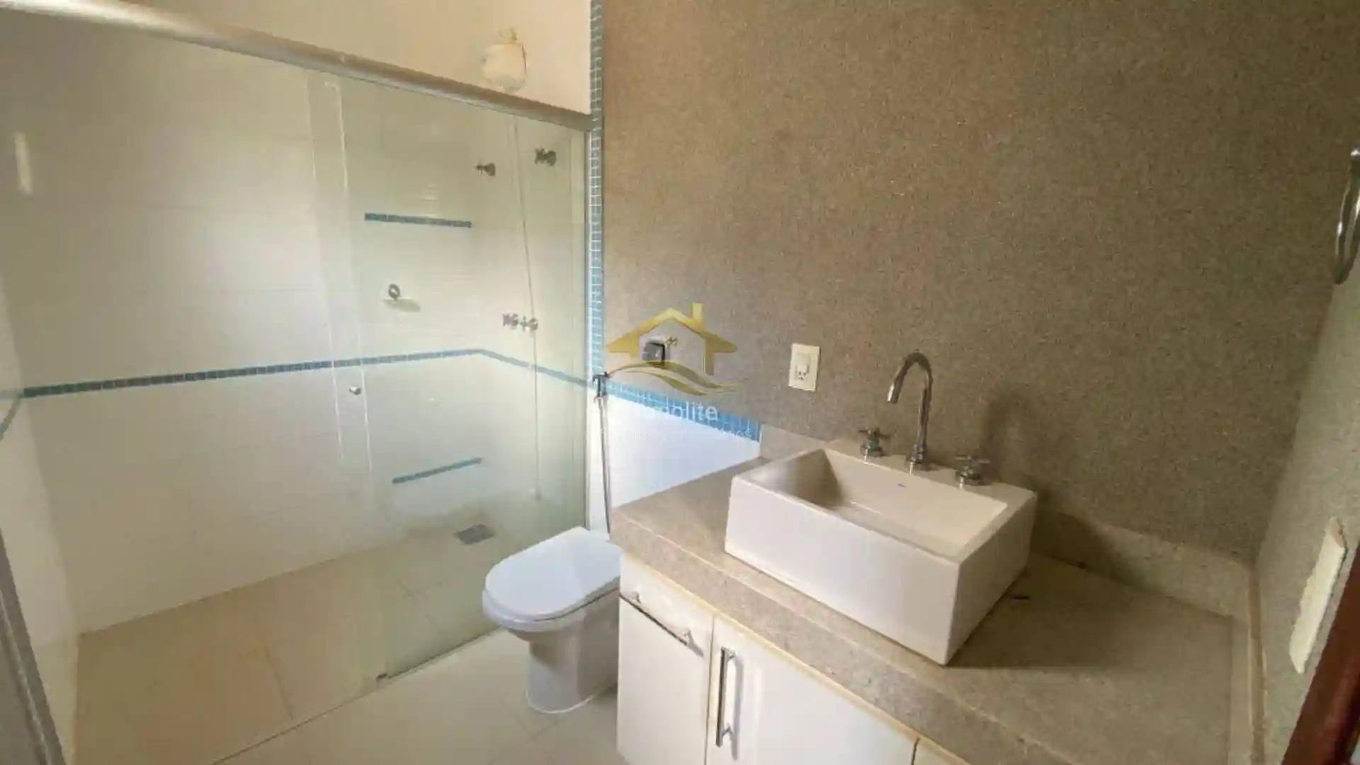 Casa de Condomínio com 3 quartos à venda, 340m² — foto 18 de 23