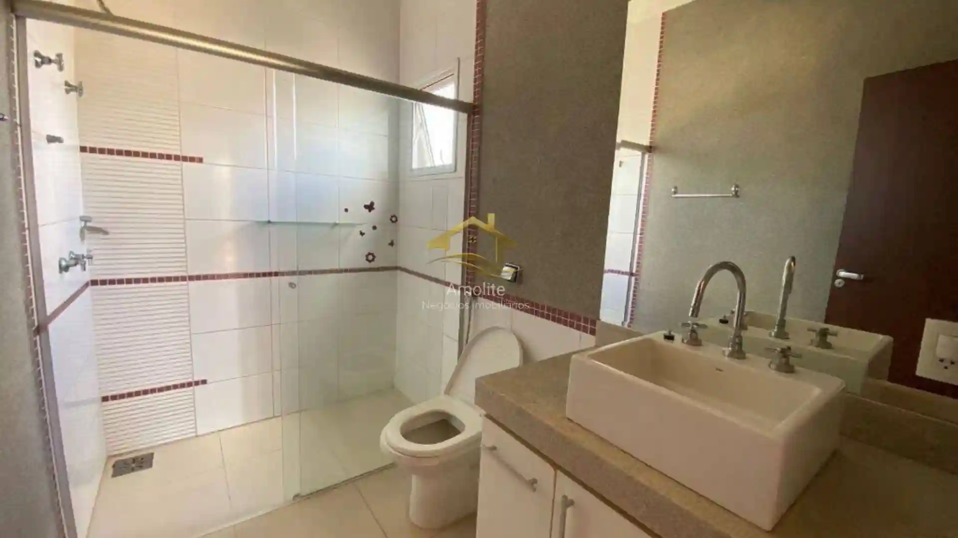 Casa de Condomínio com 3 quartos à venda, 340m² — foto 20 de 23