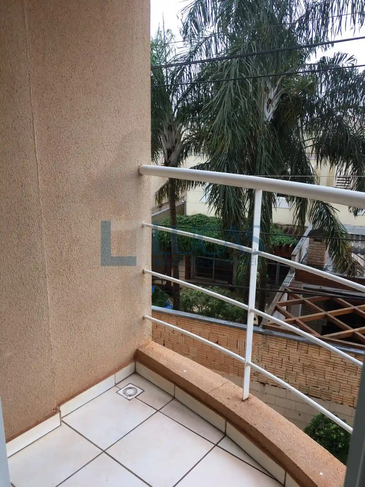 Apartamento com 2 quartos para aluguel, 77m² — foto 2 de 8