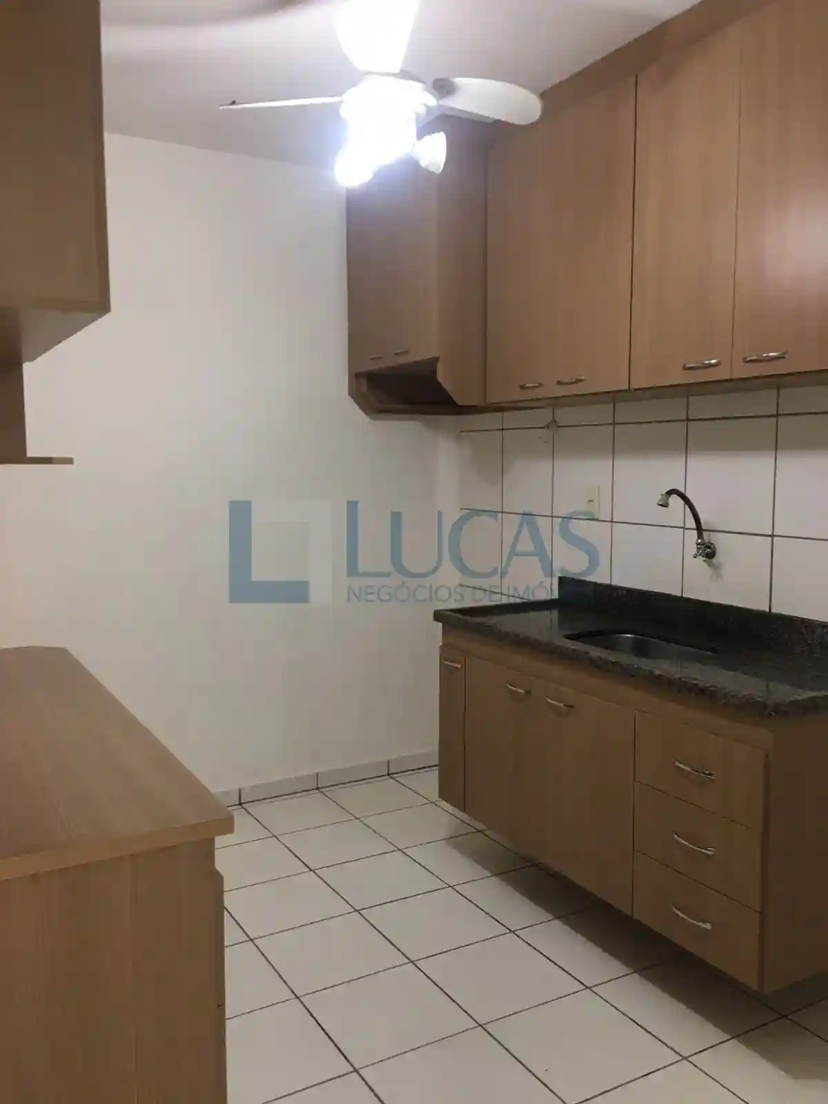 Apartamento com 2 quartos para aluguel, 77m² — foto 6 de 8