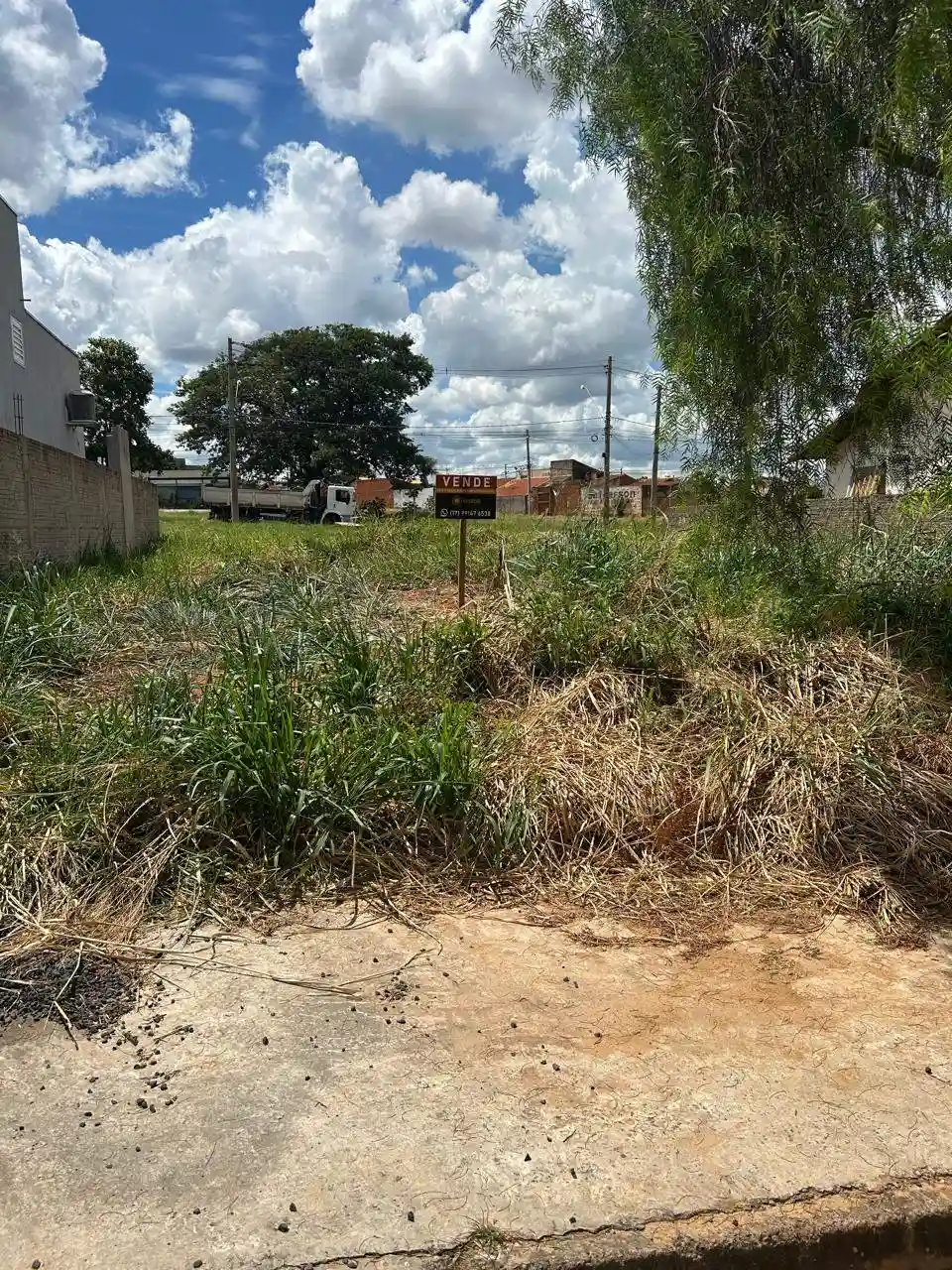 Terreno / Lote / Condomínio  à venda, 260m² — foto 2 de 2