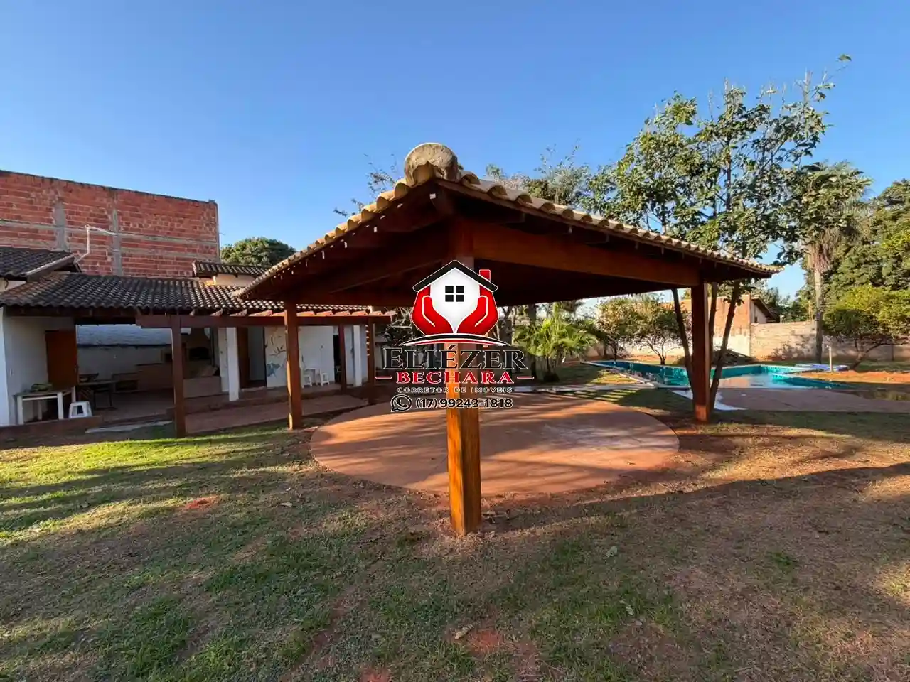 Fazenda / Sítio / Chácara com 2 quartos à venda, 1114m² — foto 1 de 16