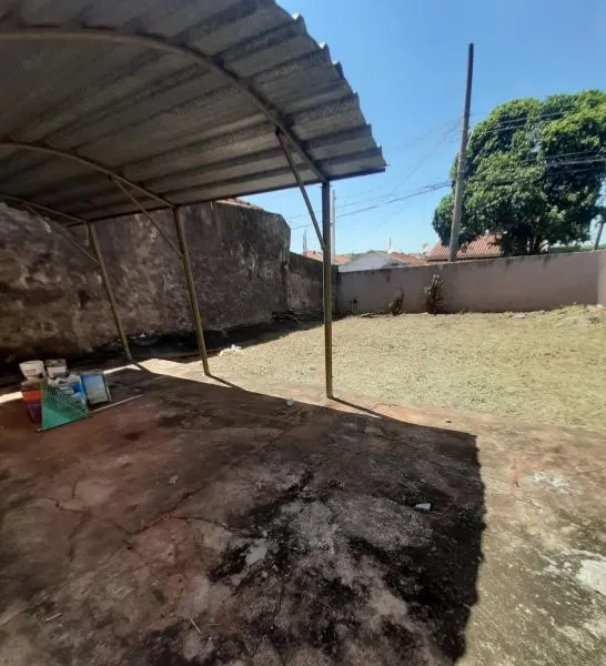 Casa à venda — foto 3 de 3