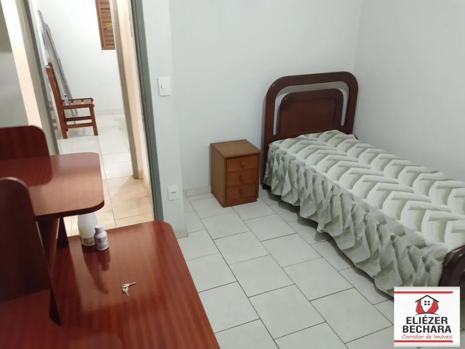 Casa à venda — foto 1 de 13