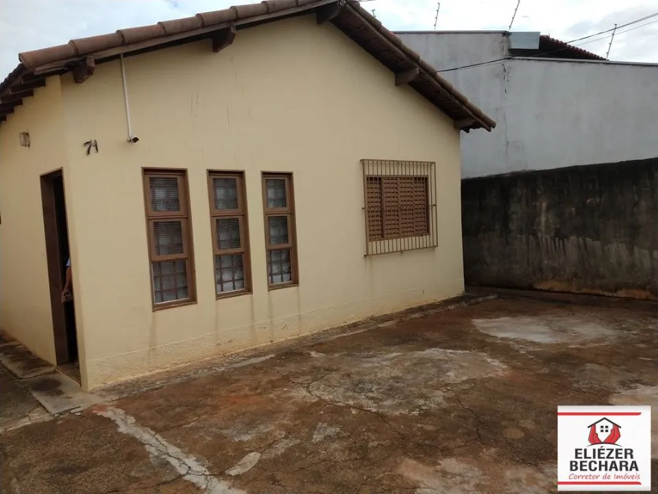 Casa à venda — foto 2 de 13