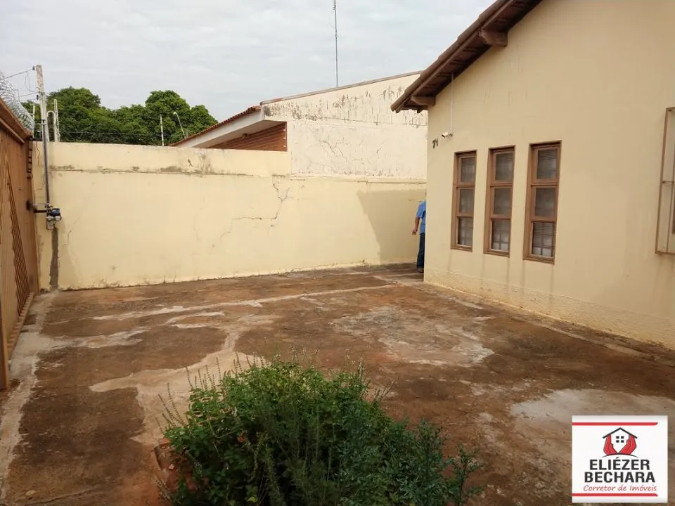Casa à venda — foto 8 de 13