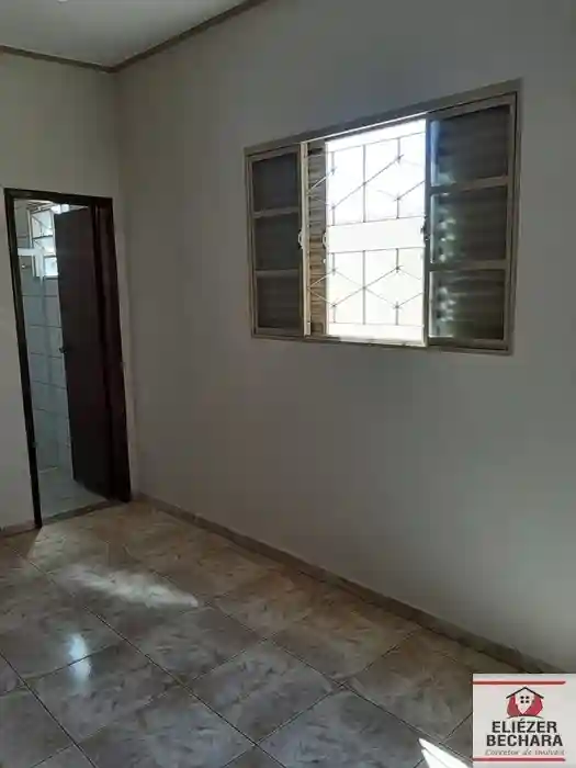Casa com 3 quartos à venda, 225m² — foto 21 de 39